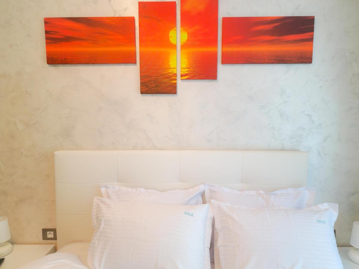 Sole Aparthotel Pool & Spa Mamaia Nord Navodari Exterior photo
