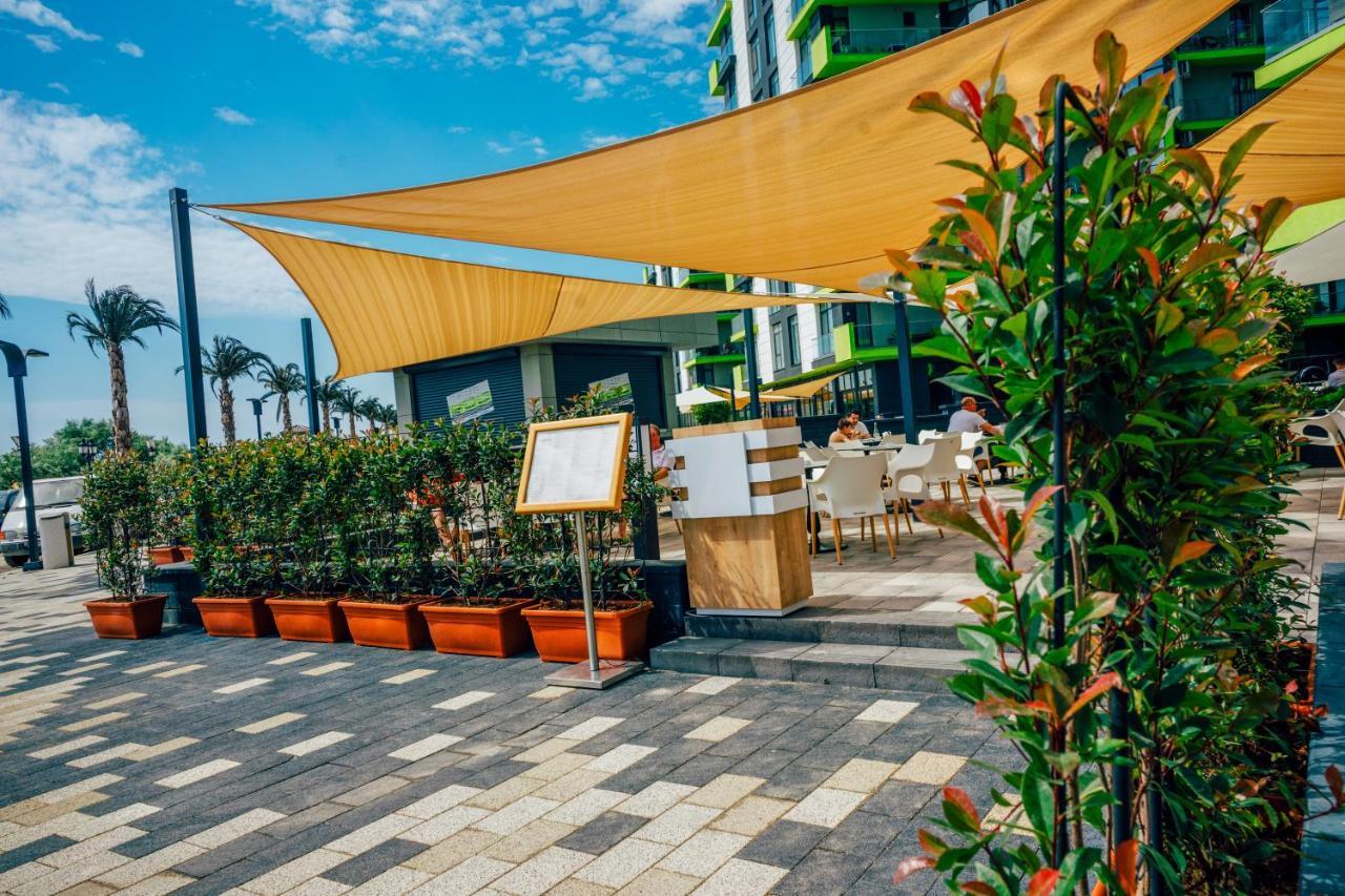 Sole Aparthotel Pool & Spa Mamaia Nord Navodari Exterior photo